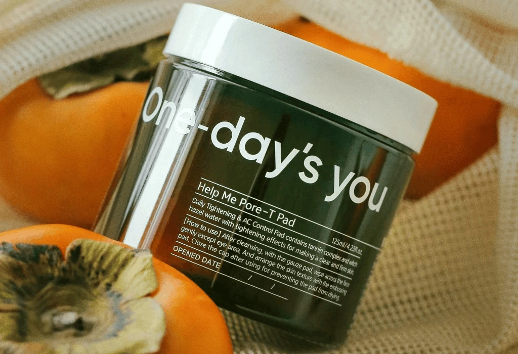 Discuri-toner exfoliante One-days you Help Me Pore-T Pad pentru îngustarea porilor dilatați, reglarea sebumului și netezirea texturii tenului.